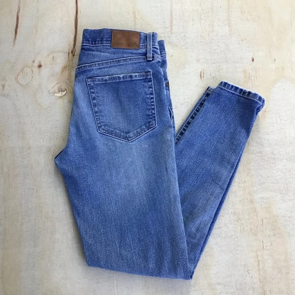 Able Women's Light Blue Ankle Jeans - Picture 3 of 14